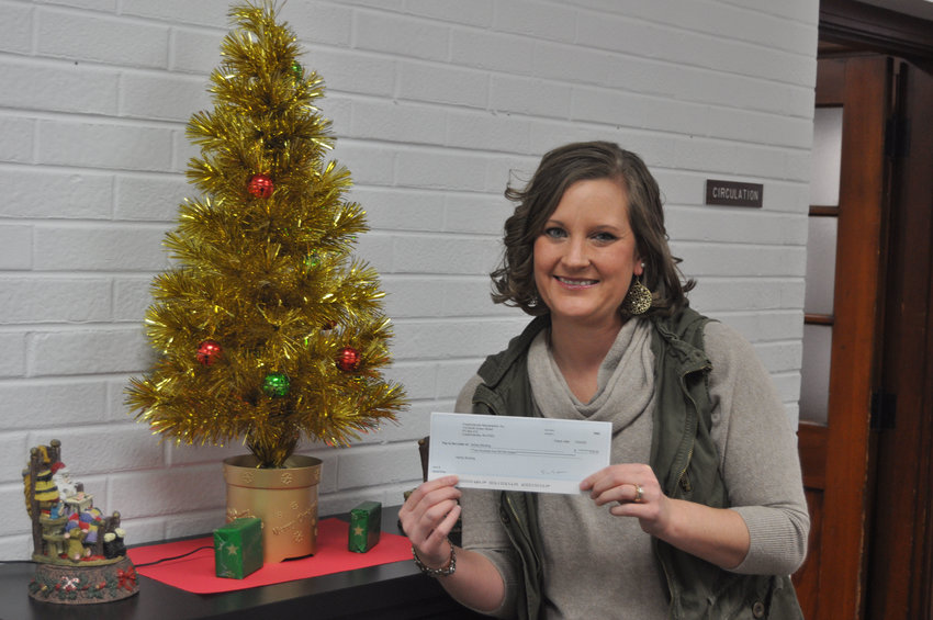 Ashley Bowling was the winner of the Journal Review&rsquo;s Santa photo contest, winning a $200 monetary prize.