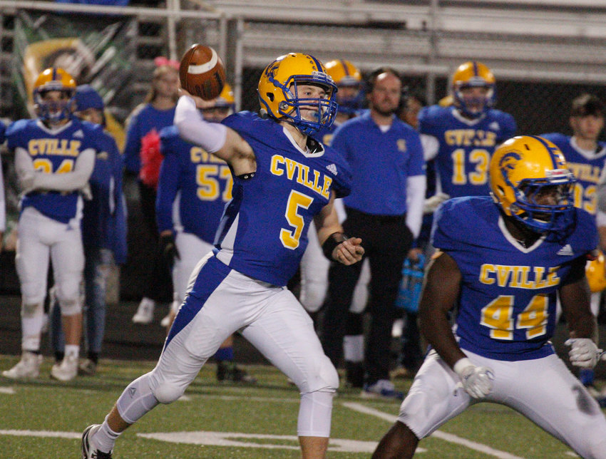Kaden Patton stepped in at quarterback for Crawfordsville in their sectional loss to Western Boone.