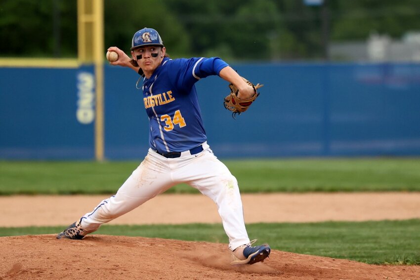 Junior Bryce Dowell came in to pitch the final two innings of relief for Crawfordsville in their 5-1 SAC loss to Frankfort on Monday.