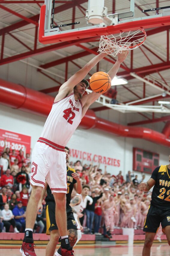 7&rsquo;2 junior Noah Hupmann provided the Little Giants with the ultimate paint protector this season. Hupmann&rsquo;s 74 blocks and 2.7 blocks per game are both Wabash single-season records.