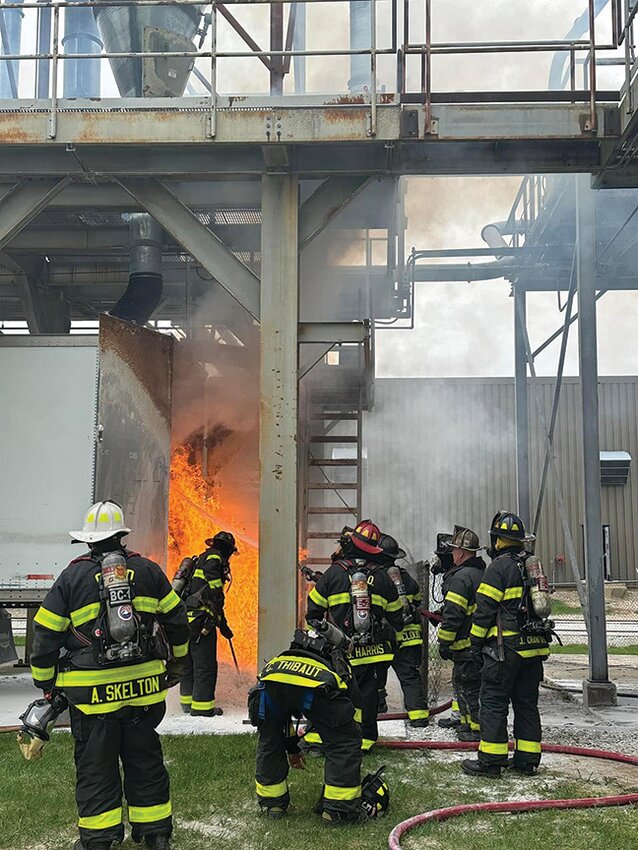 Crawfordsville firefighters responded to Lakeside Book Company, 600 W. State Road 32, at 2 p.m. Wednesday for a fire in the dust collection system. Firefighters were able to quickly bring the fire under control and extinguish it. There were no injuries reported.