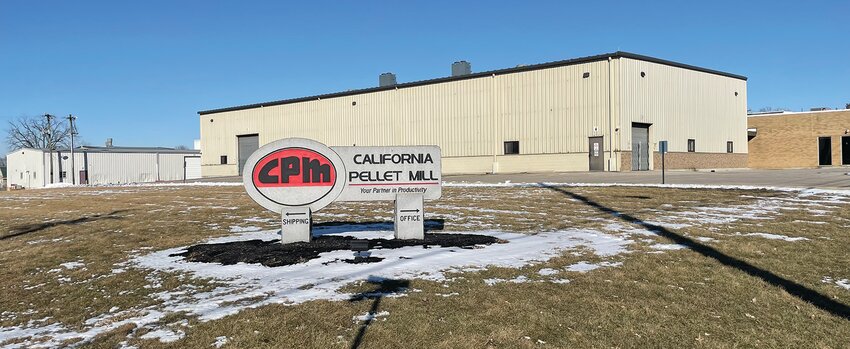 California Pellet Mill on East Wabash Avenue will cease production. Employees were notfified Thursday of the closure, but company officials have released no information about the closure.