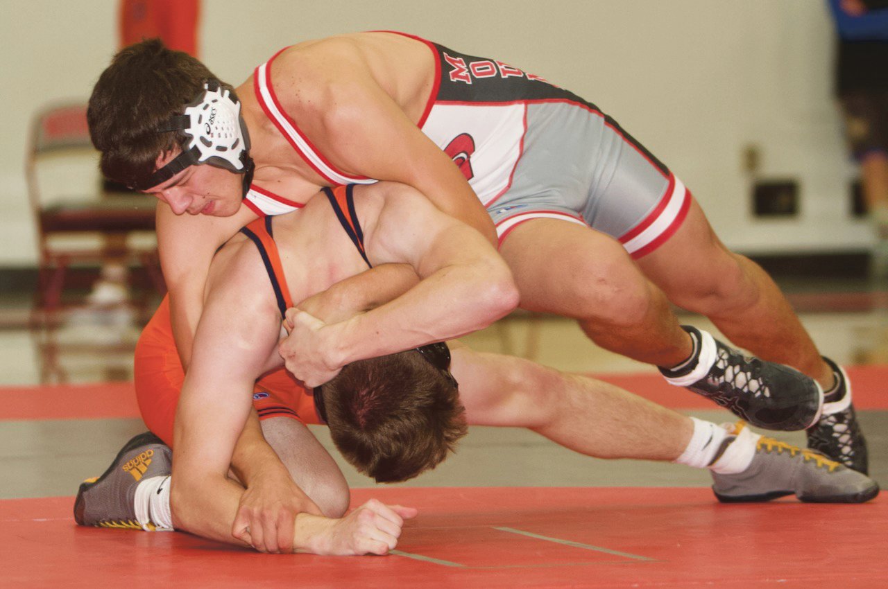 Southmont's Evan Francis was 2-0, including a win over North Montgomery's Ben Lovold at 152.