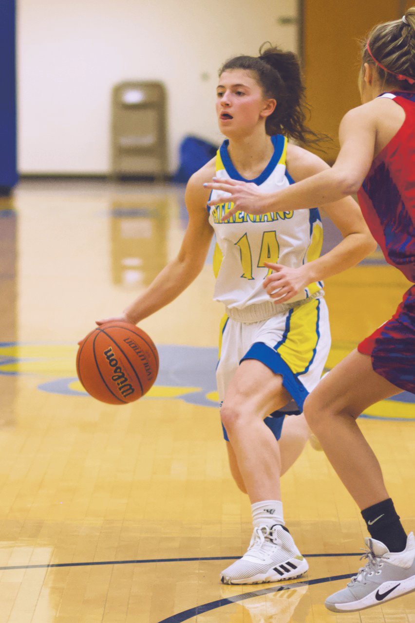 Crawfordsville's Shea Williamson led the Athenians with 12 points in a 40-31 Sagamore Conference loss to Western Boone on Tuesday.