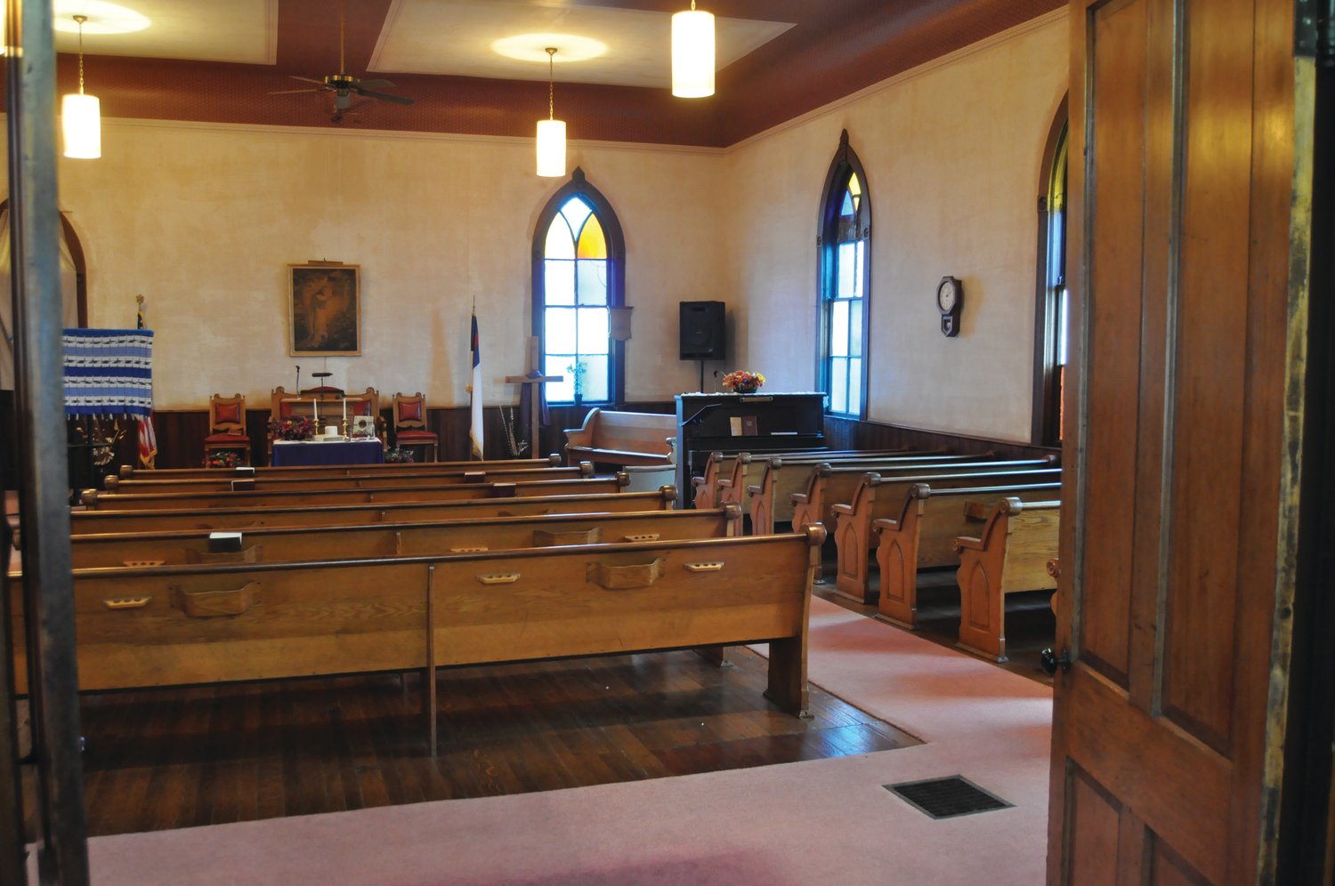 The sanctuary of Osborn Prairie Christian Church, now home to the congregation of Church of God's Love.