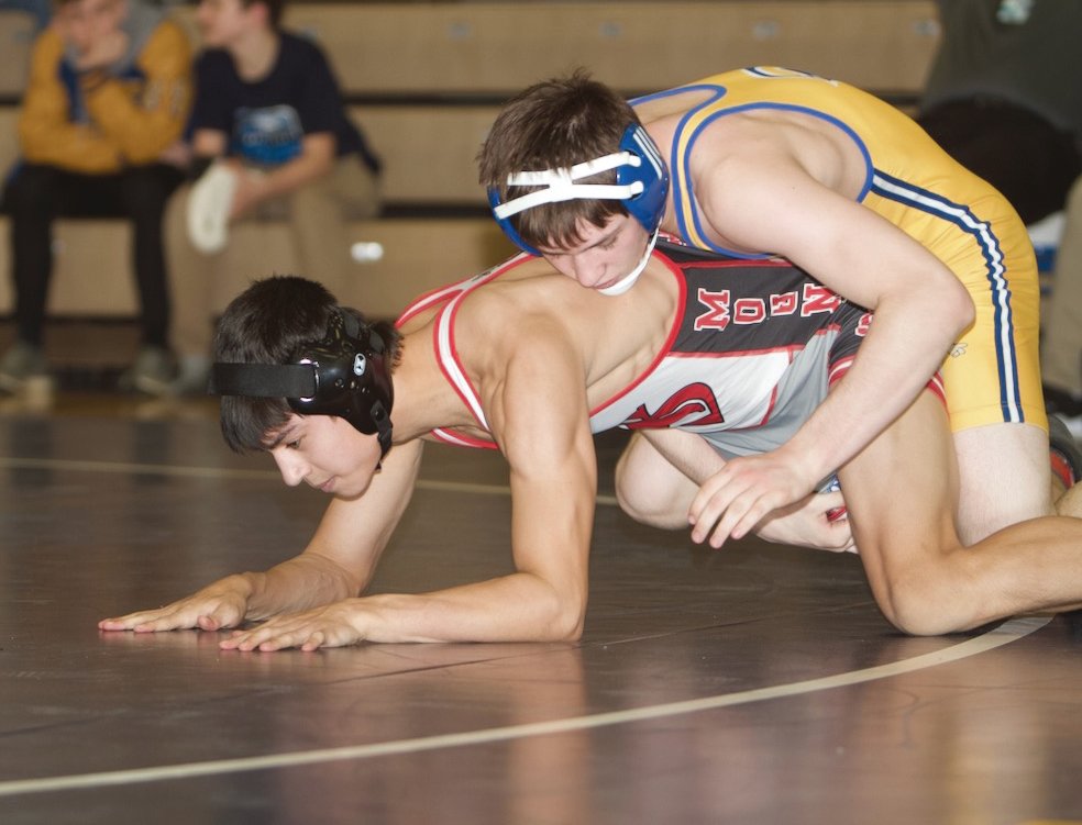 Crawfordsville's Clayton Owens defeated Southmont's Takeshi Greiner in the third-place match at 145.
