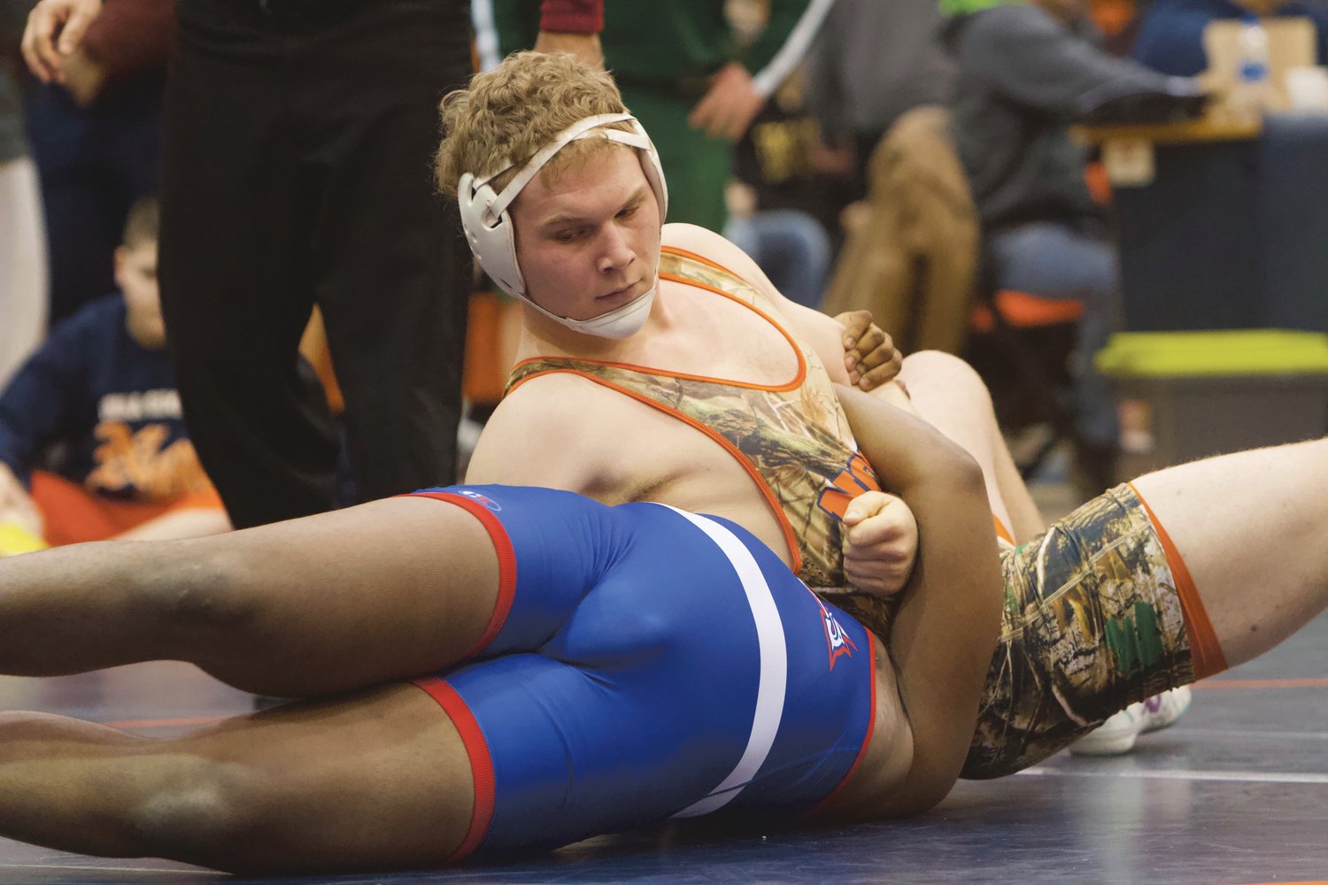 North Montgomery's Drew Webster continued his dominance on Saturday. The senior remained undefeated on the season and defended his 220 pound regional title with a trio of first period falls.