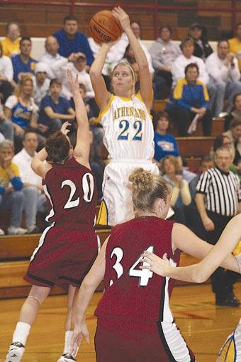 Crawfordsville’s Mandi Johnson scored 24 straight points in the Athenians sectional title win over Western Boone in 2009.