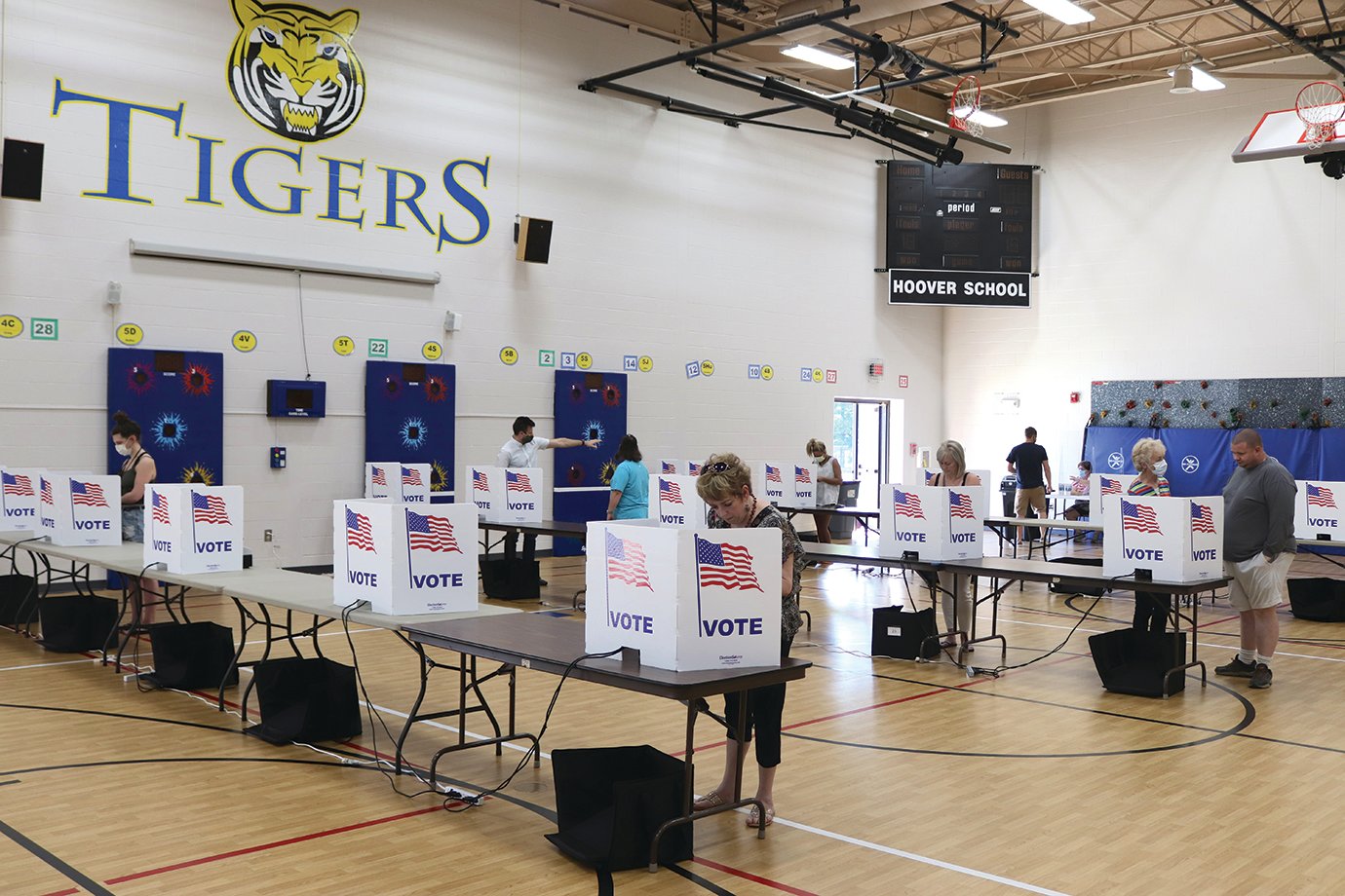 The polling center at Hoover Elementary saw nearly 800 voters by 3 p.m. on Tuesday during Indiana's Primary Election.