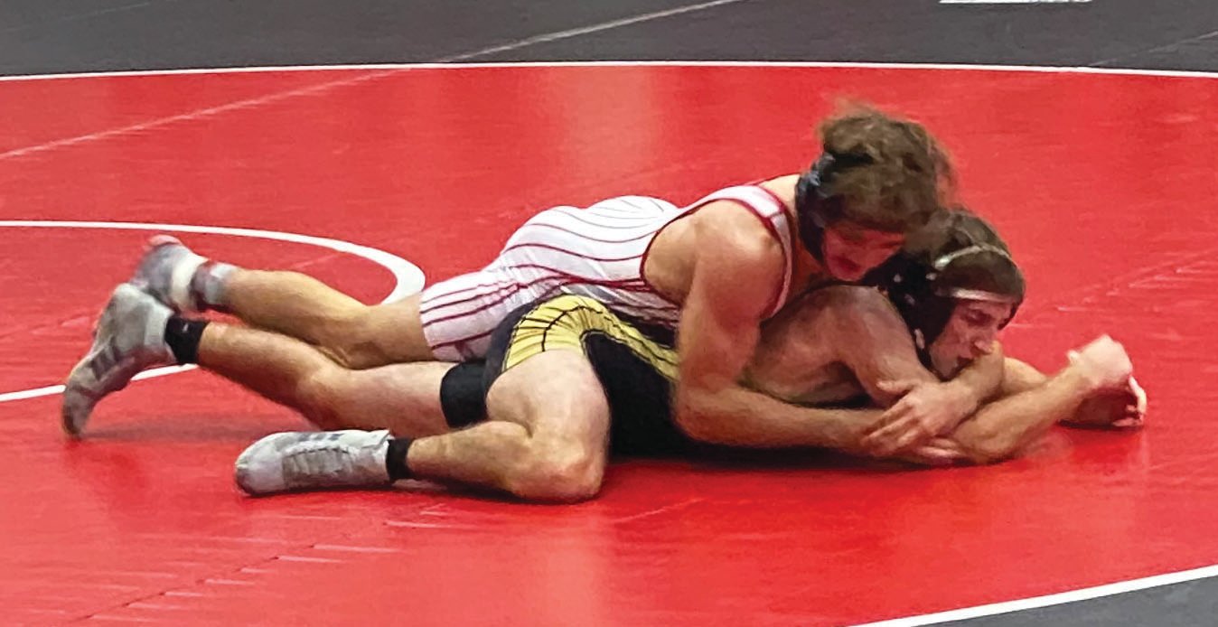 Southmont’s Dillan Lauy defeated Lebanon’s Jeremy Mullins by pin on Saturday.