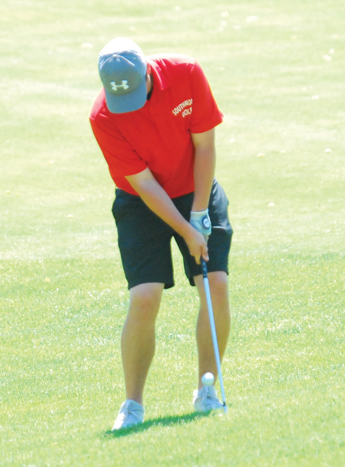Southmont's Nolan Allen chips onto No. 18 green at Harrison Hills on Friday.
