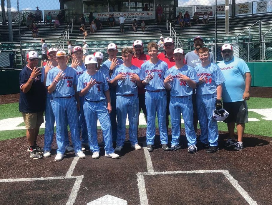 The Indiana Thunder 15U team finished in the Final Four of a tourney in Pittsburgh with wins over teams from New Jersey, Pennsylvania, and Ohio.