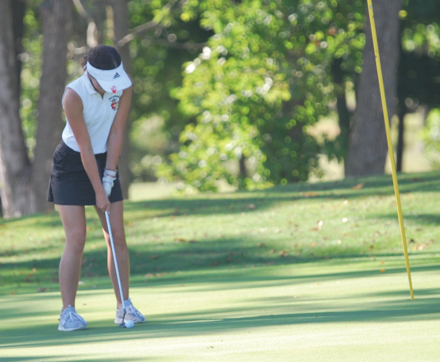 Southmont's Stella Snook putts for the Mounties.