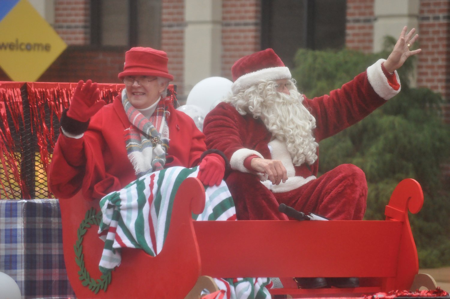 Santa and Mrs. Claus are again the honored guests at the annual Crawfordsville/Montgomery County Chamber of Commerce Christmas Parade, which begins at 2 p.m. Sunday.