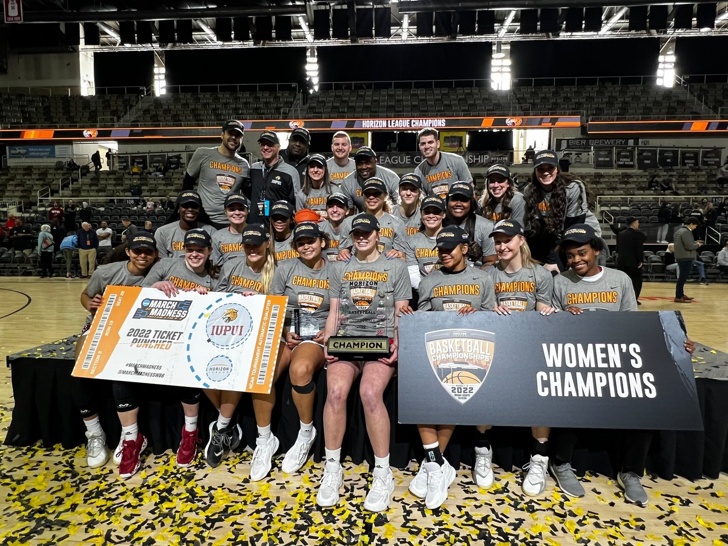 IUPUI Women’s Basketball ends their 2021-22 season at 24-5 with two of those losses coming via forfeit in the Horizon League. The Jags finally got to experience the NCAAW Tournament as the hisoric career of Fountain Central graduate Macee Williams comes to an end. Williams is a four-time Horizon League Player of the Year and is the all-time scoring and rebounding leader in IUPUI history.