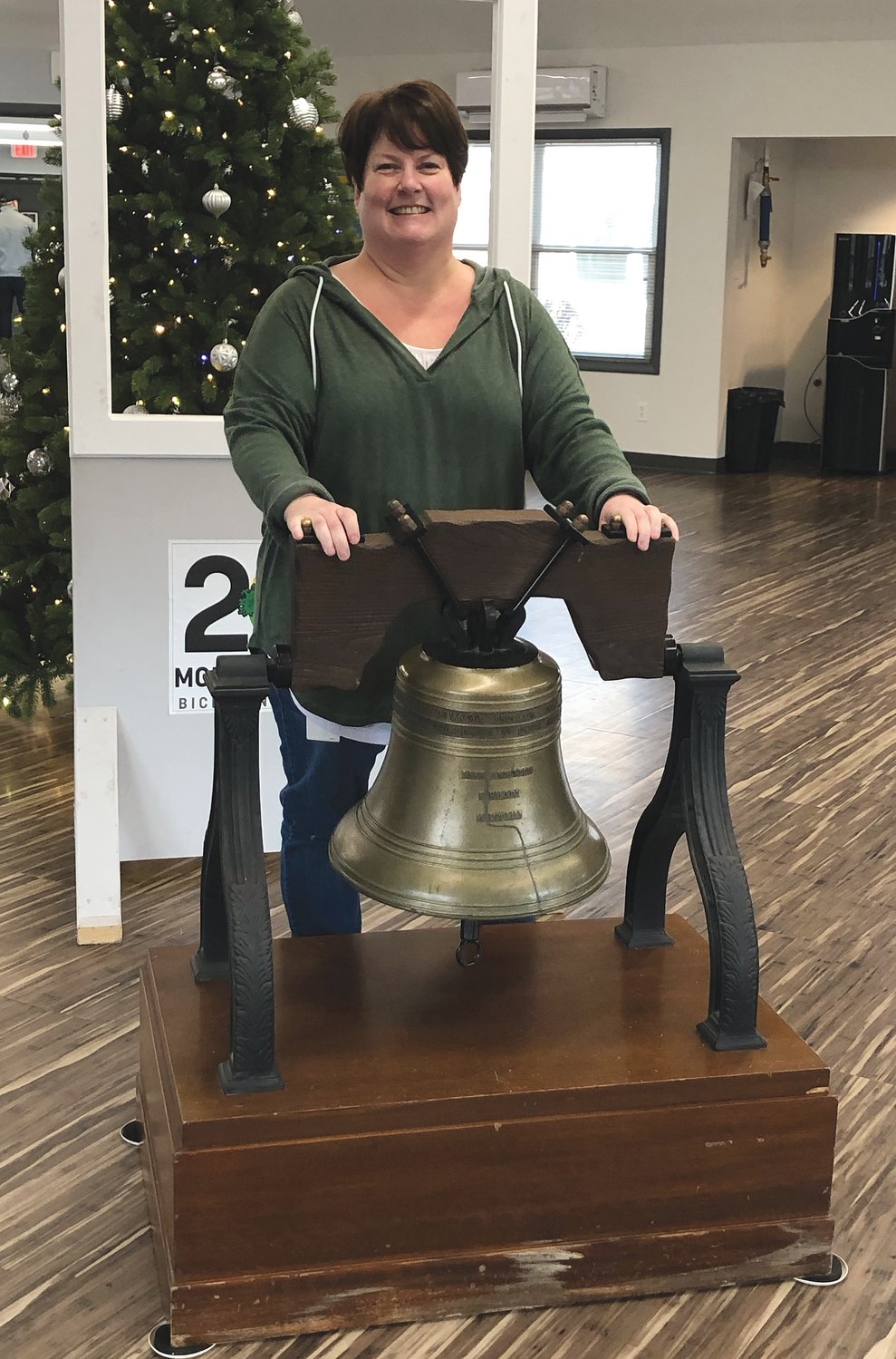 Mindy Byers, auditor-elect for Montgomery County, rings the Liberty Bell on Wednesday.