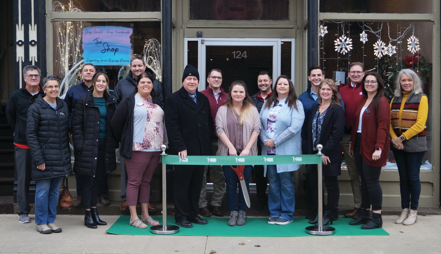 The Crawfordsville-Montgomery County Chamber of Commerce recently welcomed Shop Small Shop Handmade at 124 N. Green St. to historical downtown Crawfordsville with a ribbon cutting at their grand opening.