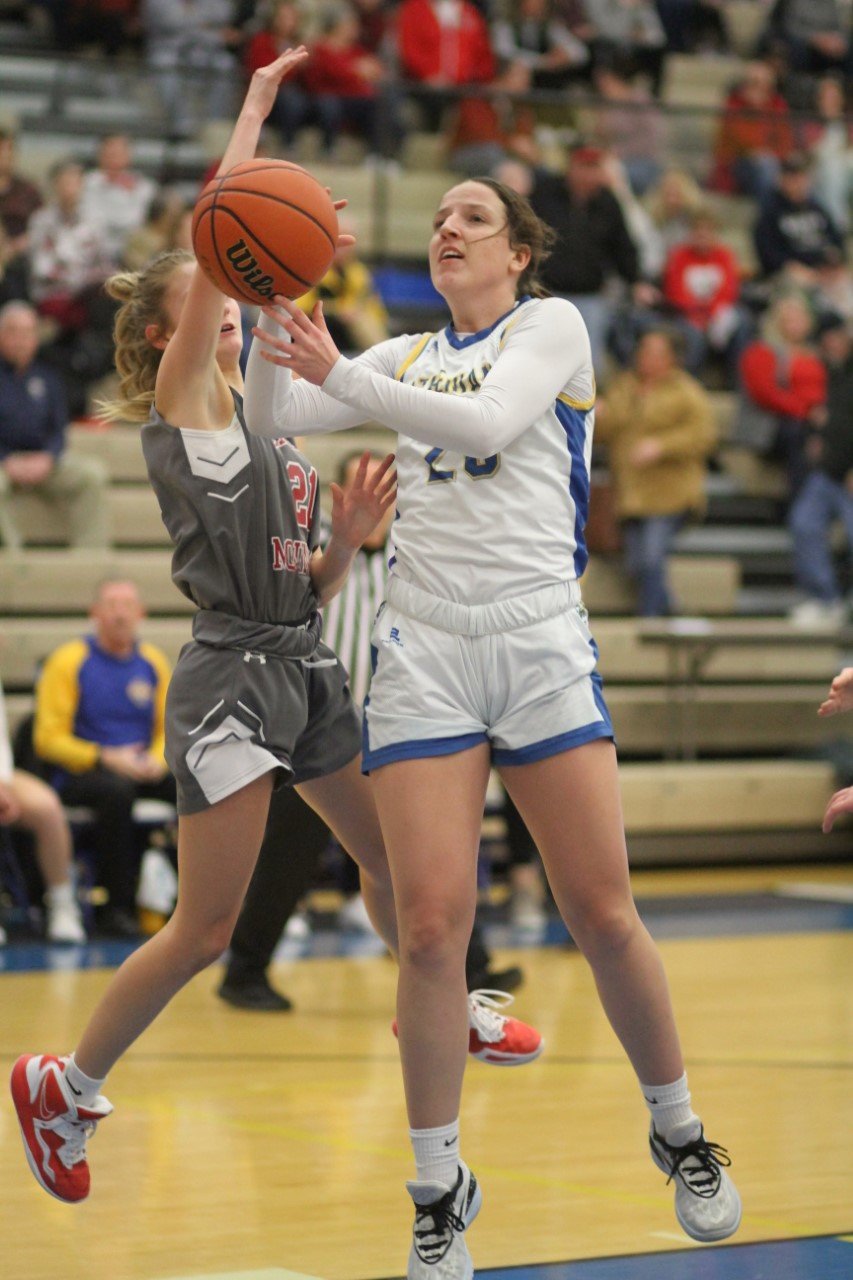 Taylor Abston tied a team-high with 10 points for Crawfordsville.