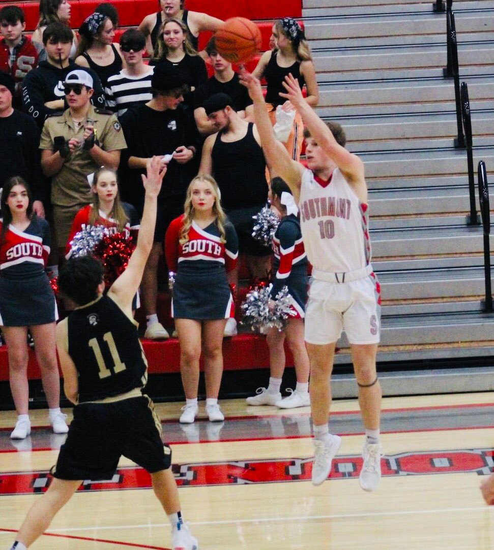 Trip Ward buried the game-winning 3 for Southmont to give the Mounties a big 51-48 SAC win over Tri-West on Thursday.