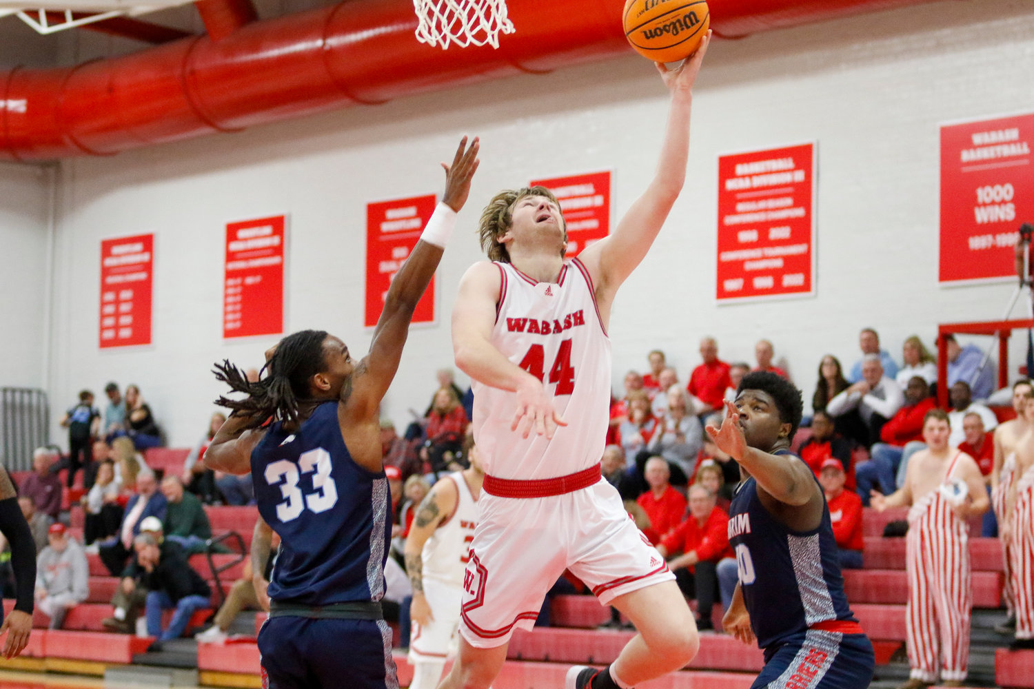 Freshman Gavin Schippert scored a game-high 19 points and grabbed 8 rebounds to lead the Little Giants to a 91-71 win in the opening round of the NCAC Tournament on Tuesday.