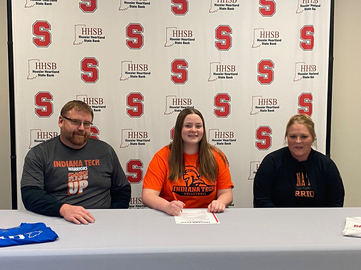 Southmont’s Tayler Anderson officially signed last week to continue her volleyball career at Indiana Tech.