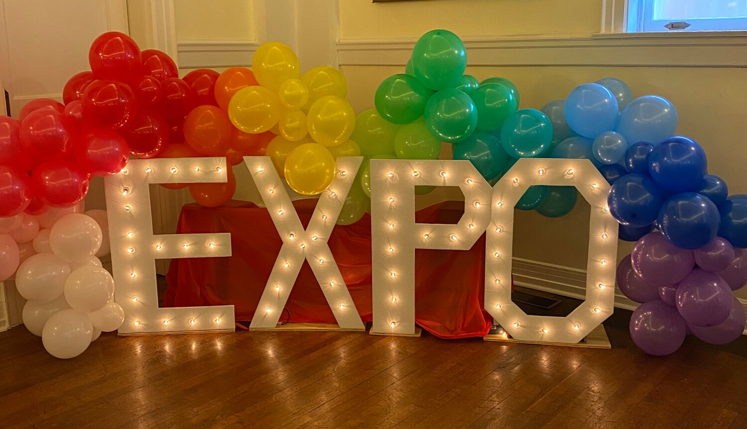 Expo sign