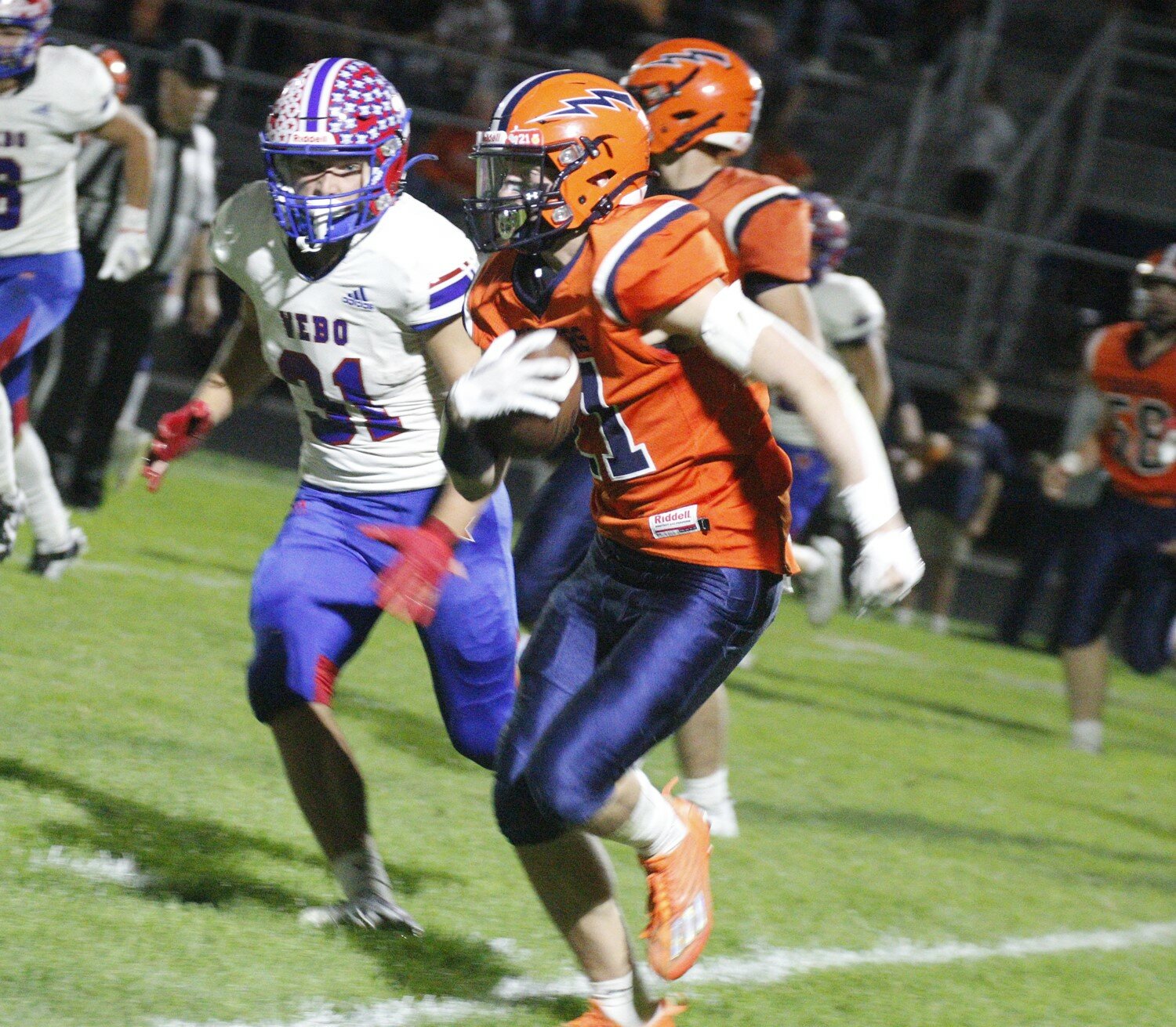 Junior Kelby Harwood had 5 catches for 83 yards in the Chargers 20-17 SAC win over WeBo. It was the Chargers first win over the Stars since 2014.