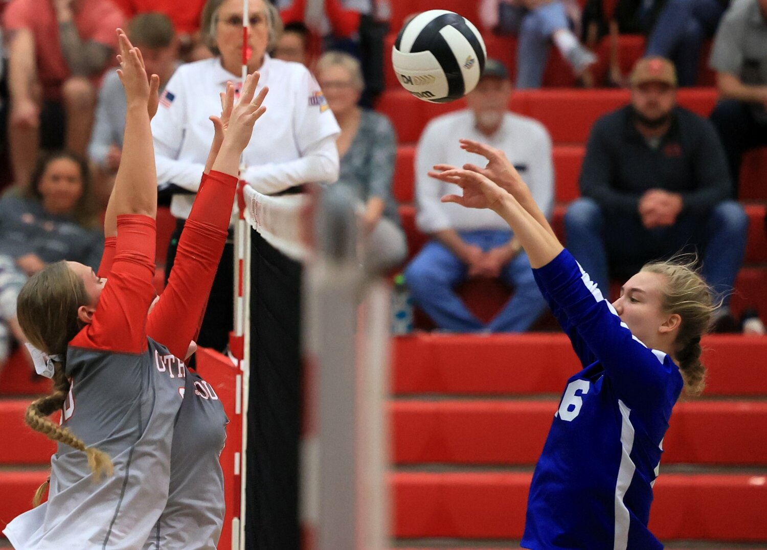 Southmont saw its season come to an end with a three set loss to South Putnam in the sectional opener on Thursday night.