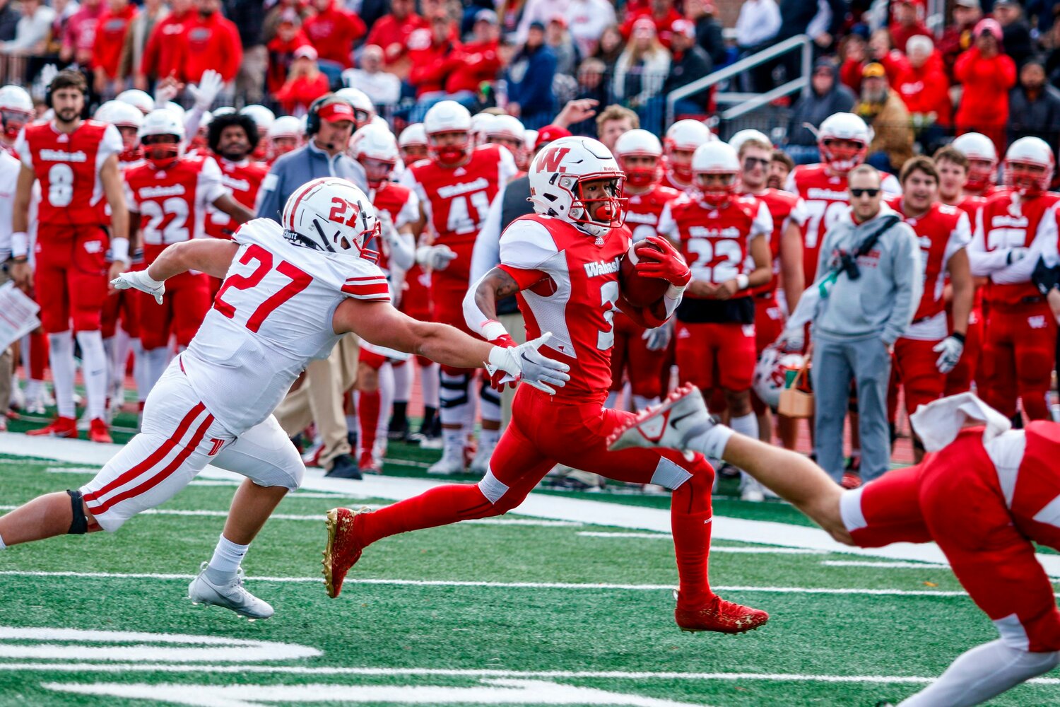 Wabash's Derek Allen Jr. had three touchdown grabs in the Little Giants dominating 52-20 win over Wittenberg on Saturday. The win gives Wabash sole possession of 2nd place in the NCAC.