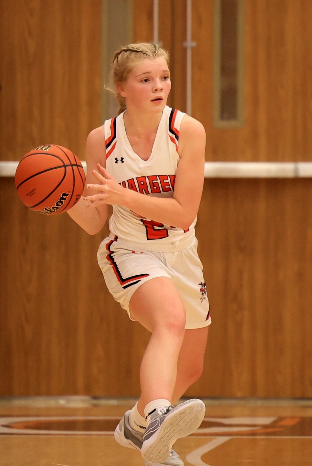 Freshman Caelyn Carpenter continued to play great defense and was asked to guard one of Rossville's top scorers.
