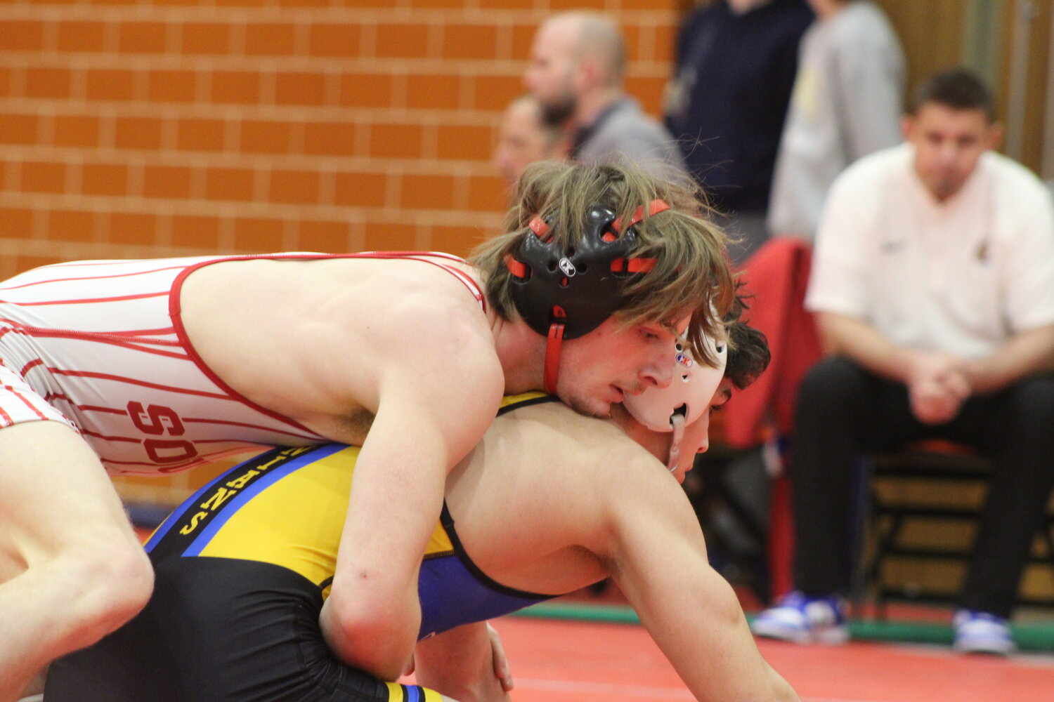 Southmont's Maddox Cade defeated Crawfordsville's Landon Vaught for the SAC title at 138 pounds.