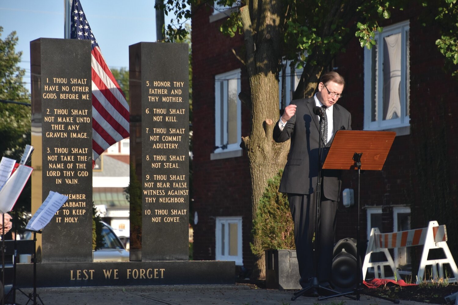 The Crawfordsville Pentecostal Church hosted its annual community 9/11 Memorial Service, remembering those who were lost at the Twin Towers. The event marked the 23 years since that fateful day. The guest speaker was retired Bishop Rev. Dan Mitchell of Fishers. Crawfordsville’s police and firefighters were recognized. Guests were treated to an old-fashioned cookout. Wabash College students assisted with the service and serving all.