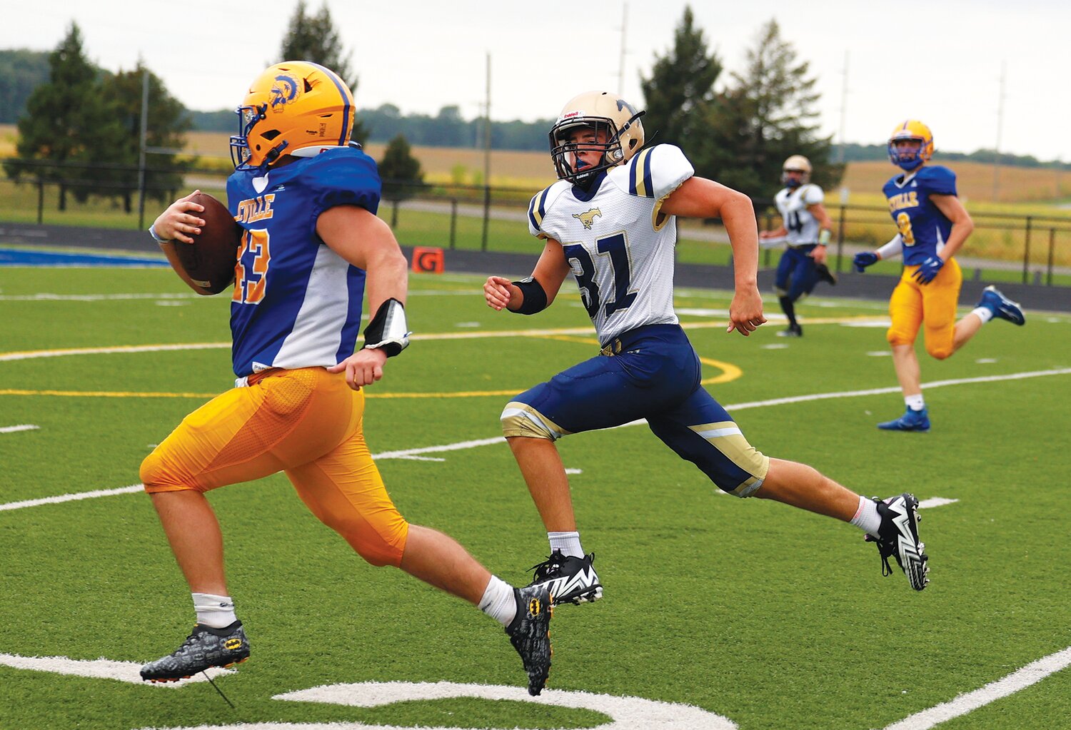 Crawfordsville senior running back Braedon Hites, seen here in an earlier game against Fountain Centra, ran hard Friday, but a tough Lebanon defense had his number. He did gain 35 yards on 13 carries.