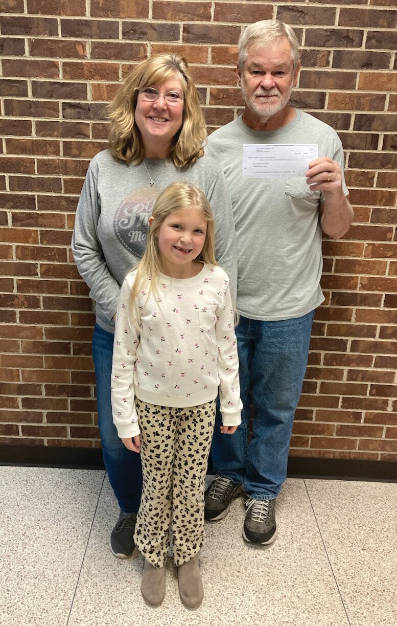 Winners of the 2024 Deck Your Homes contest recently collected their cash prizes at the Journal Review office. Pictured in order, first through sixth place, are first place winners, Ronda and Rex Hutchison, 1789 W. C.R. 50S, who received $792; second place and $495 was awarded to Richard Mason, 523 E. Main St.; third place and $297 went to Vorris Hubble, 6895 W. C.R. 850S; Joe Martisian and Maria Vannice, 9401 W. State Road 234, who placed fourth and received $189; Tom (Tracy) Crane, 3046 W. Black Creek Valley Road, who placed fifth and earned $99; and Belinda (Jeff) Carpenter, 1127 N. Lake Terrace Drive, who placed sixth and also earned $99. Prize money comes from the Christmas Light Fund administered by the Montgomery County Community Foundation. All winning homes were published in the Dec. 20 edition of the Journal Review and can be found online at www.journalreview.com.