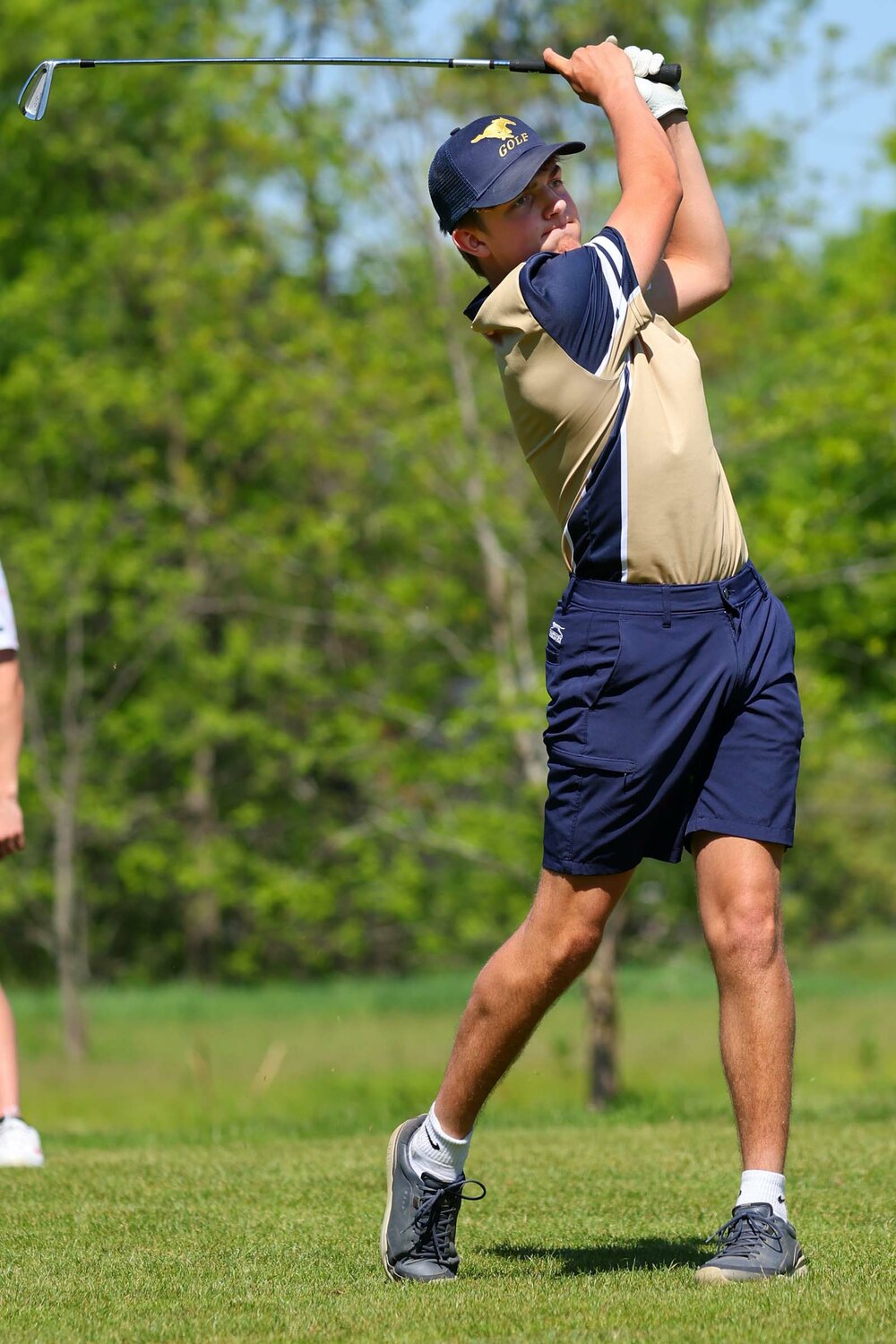 William Armstrong of Fountain Central led the Mustangs with his personal best score of 88.