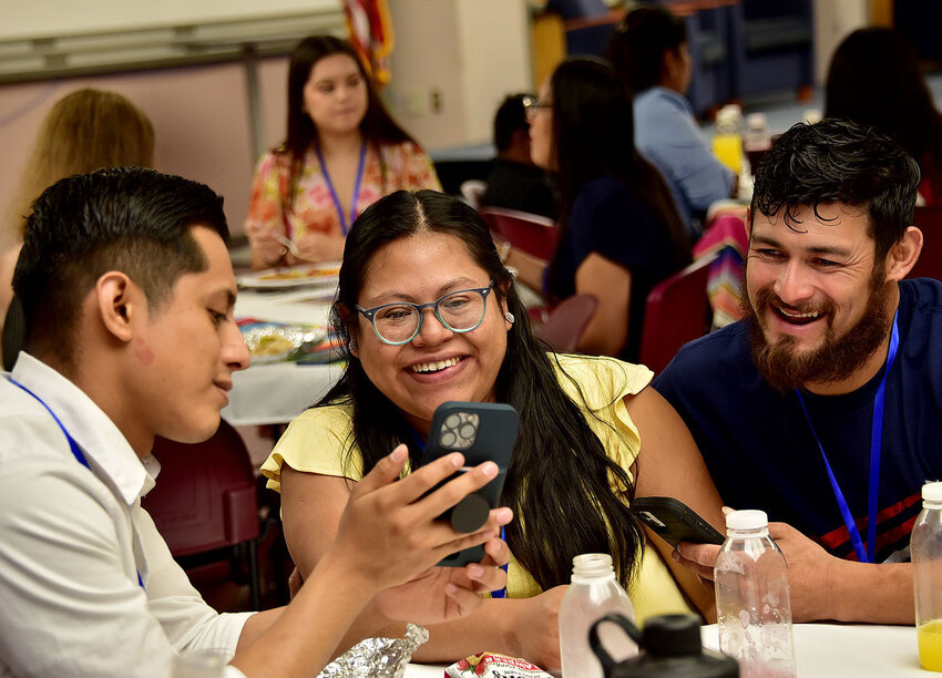 A group of young Latino professionals share knowledge during the 2023 Latino Entrepreneurship Summit.