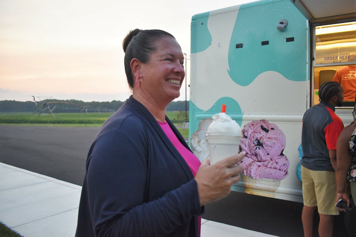Kelly Summers grabs a s'mores milkshake at Stars of Delaware 2023.
