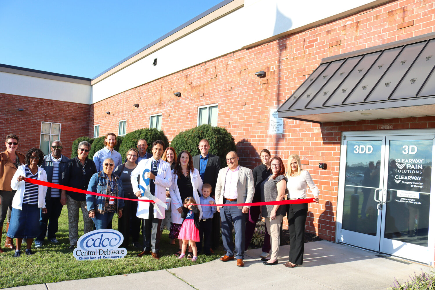 Central Delaware Chamber of Commerce members joined the Clearway Pain Solutions team and physician Dr. Aradillas Lopez for a ribbon cutting ceremony.
