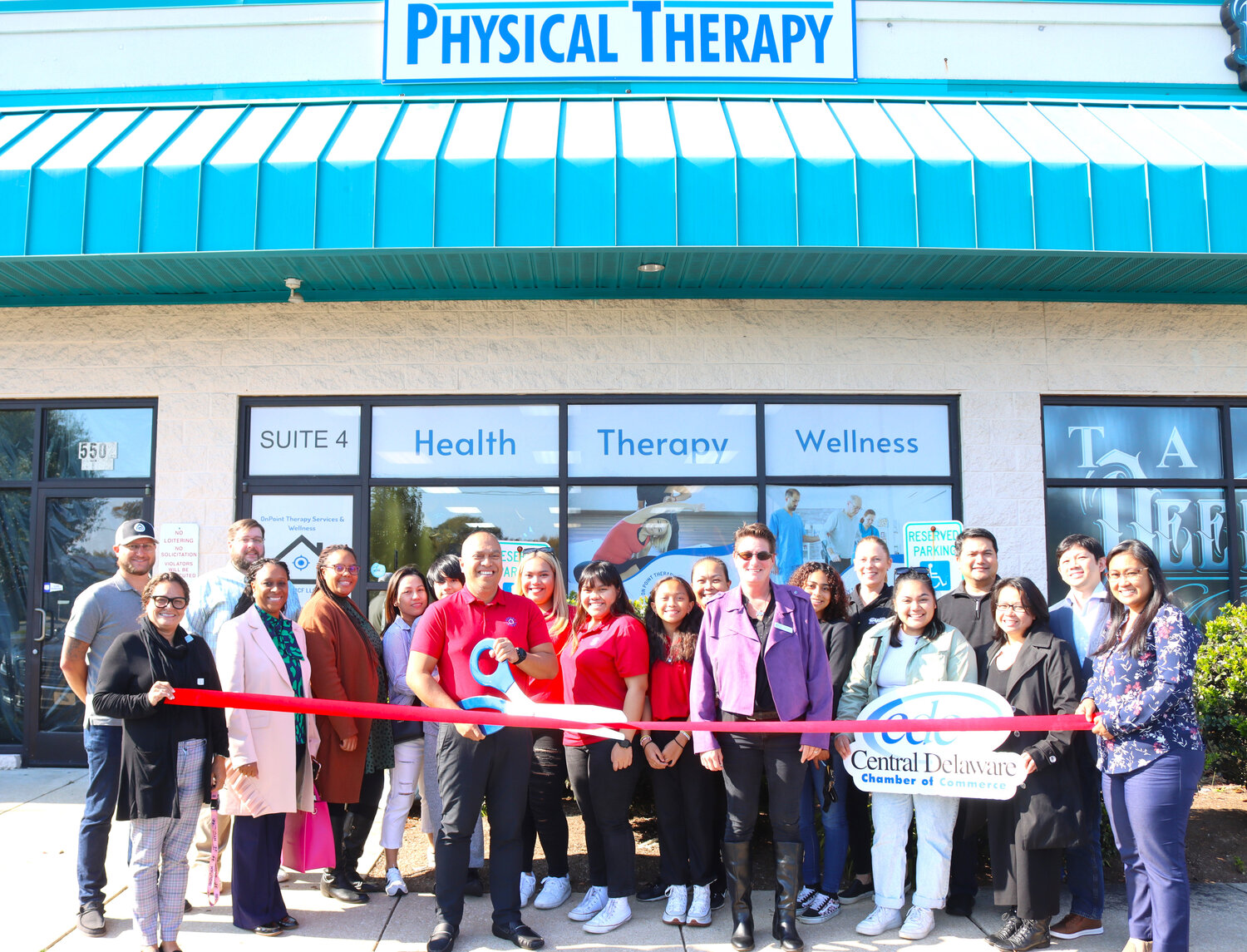 Central Delaware Chamber of Commerce members and friends joined OnPoint Therapy & Wellness CEO and physical therapist Leo Fernandez and the OnPoint team to celebrate the grand opening.