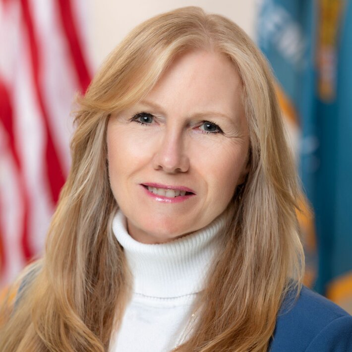 Sen. Stephanie Hansen, D-Middletown