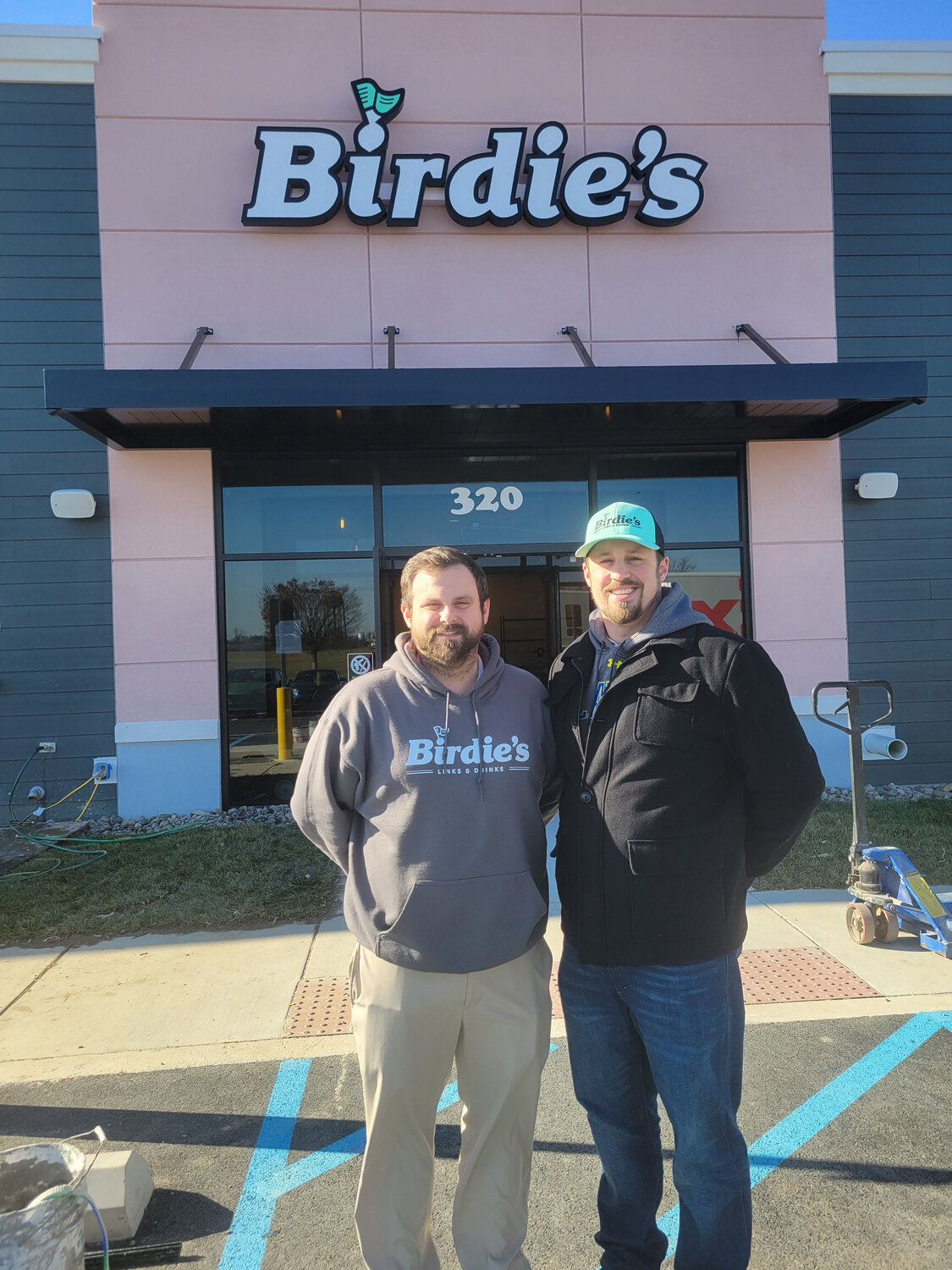 Birdie’s Links and Drinks in Middletown teeing up for January opening ...