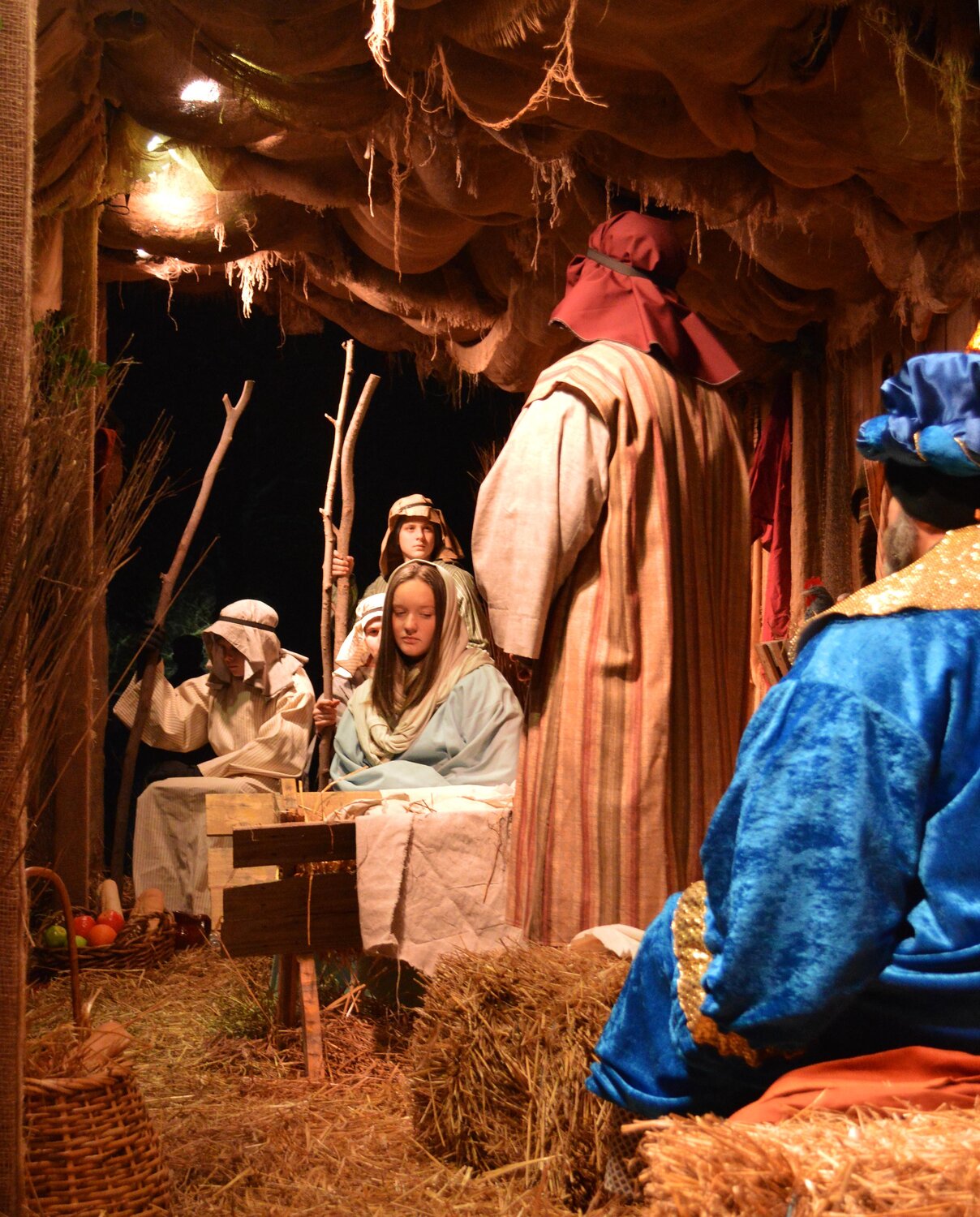 Live Nativity brings true reason for the season full circle in ...