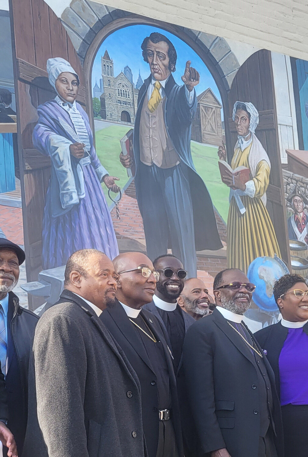 Mural in downtown Smyrna lauds 'American hero' | Bay to Bay News