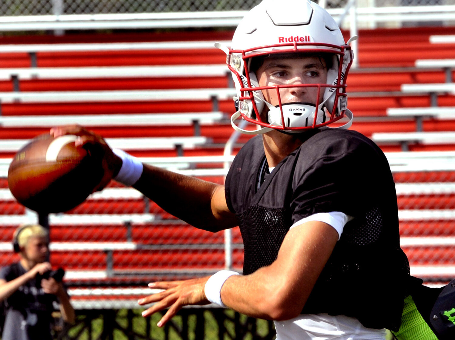 Smyrna quarterback is making his own mark now - Bay to Bay News