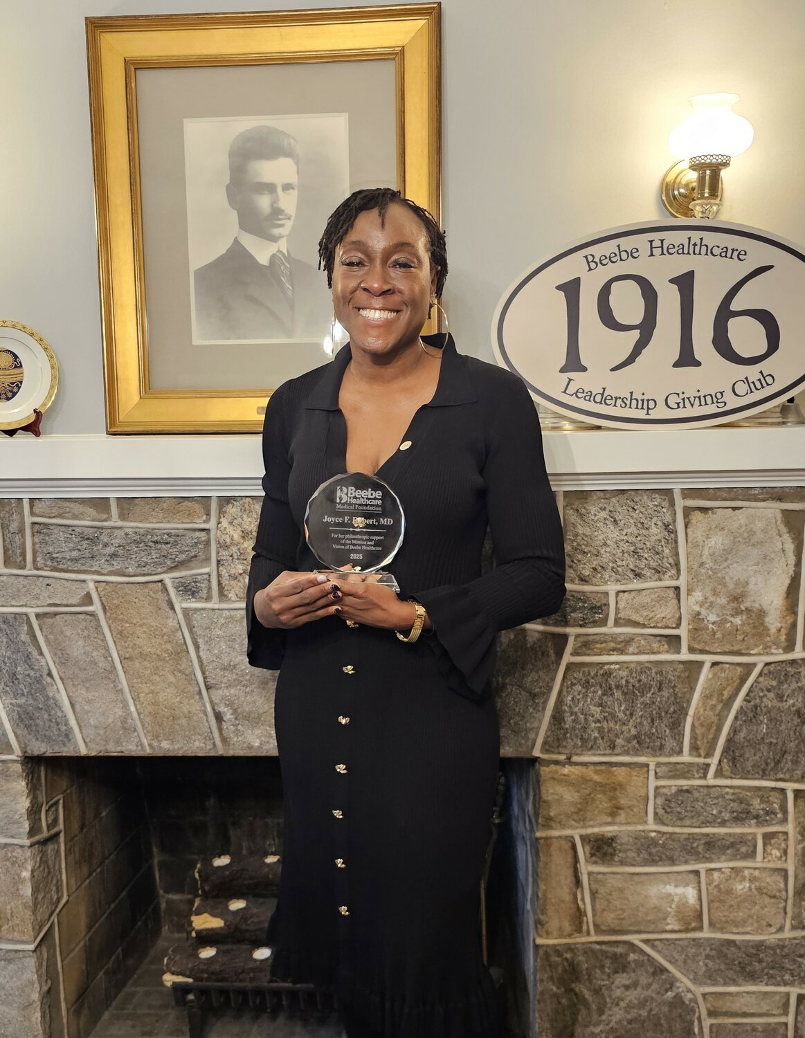 Dr. Joyce Robert honored with annual Physician Philanthropy Award