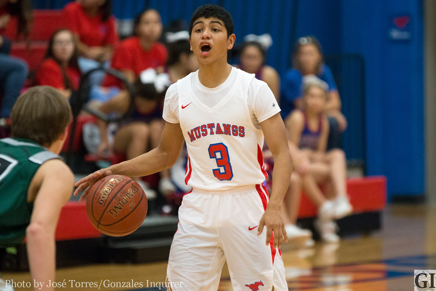 Jose Rodriguez (3) came away with four points in Nixon-Smiley's nine-point loss on Tuesday.