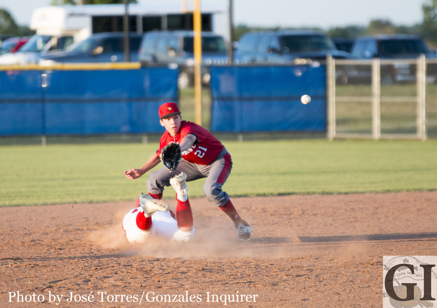 Luke Darilek (21) fields a throw at second in St. Paul’s 5-0 loss against Pasadena First Baptist in the bi-district round of playoffs.