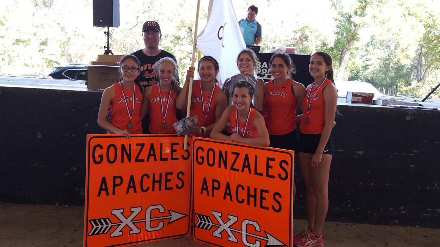The Lady Apaches took down their opponents on Monday, winning District 27-4A and advancing to the regional meet as district champ.