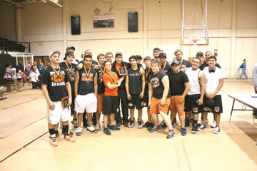 The Gonzales boys powerlifting team won the Third Annual Apache
Invitational Thursday at Gonzales High School. The meet also marked
the final one in which the Apaches were coached by Lanny Wilson,
who accepted the head football coach position at Harlingen South
last week.