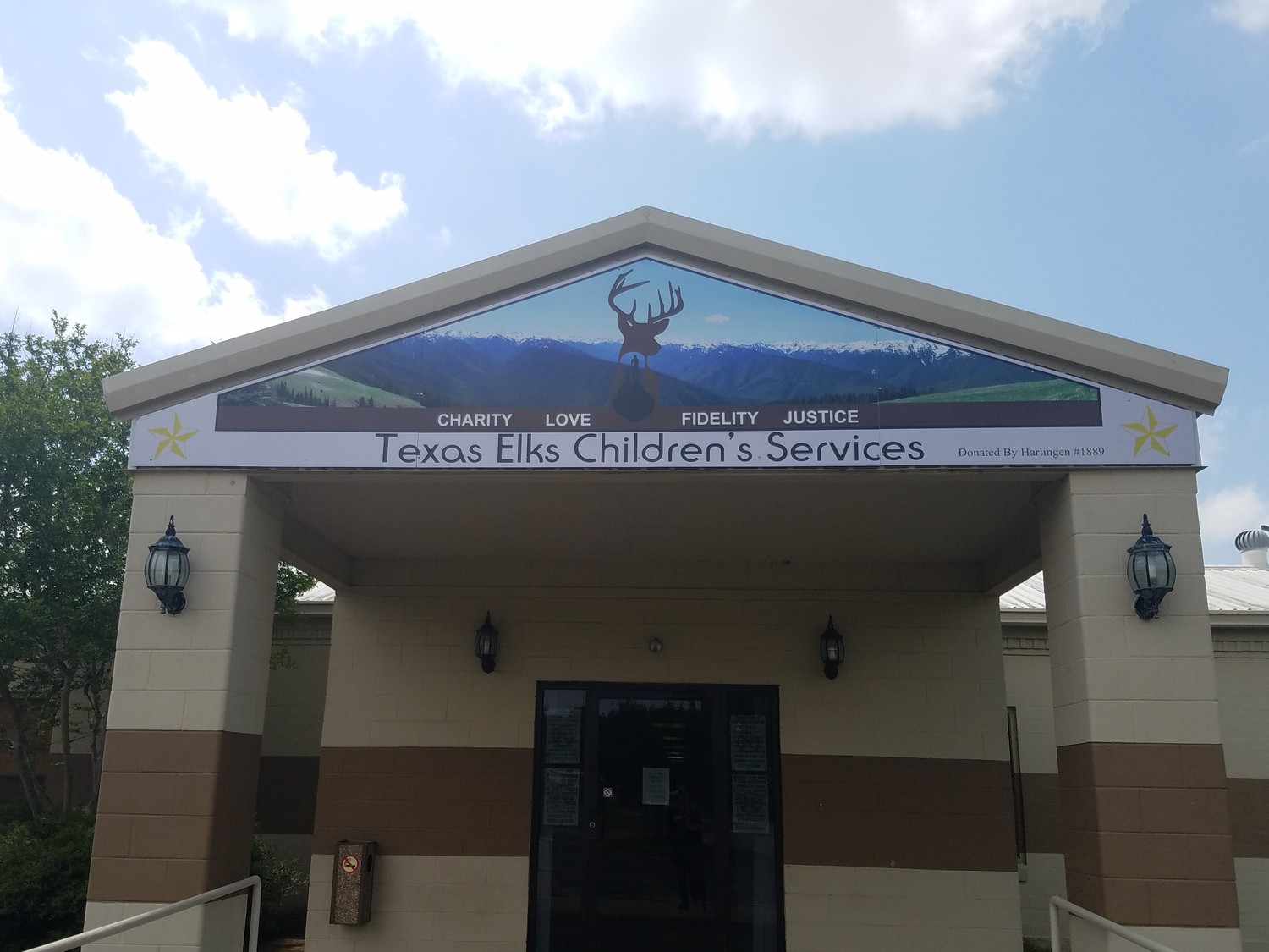 The Texas Elks Summer Camp strives to provide a positive difference in the lives to the special needs kids who pass through the camp. Children are accepted between the ages of 7-15.